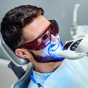 Man having his teeth whitened